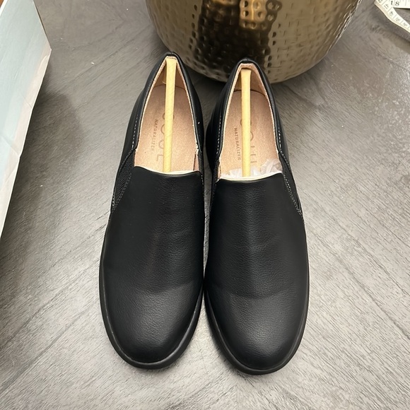 SOUL Naturalizer Lyrie Women's Slip On Shoes (Wide) - Picture 5 of 10